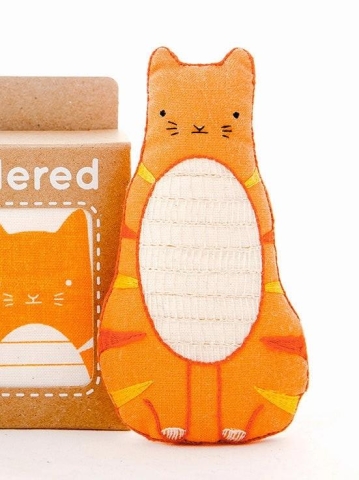 Kiriki Press Embroidery Kit: Tabby Cat cover image