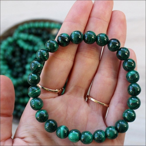 Pebble House Bracelet: 8mm Malachite cover image